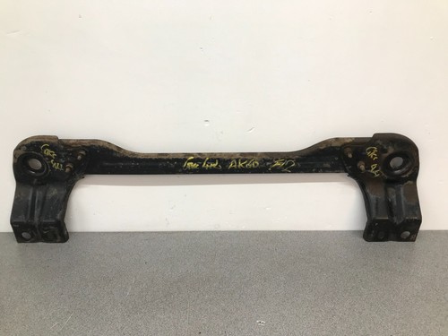 Radiator support bracket - radiator,